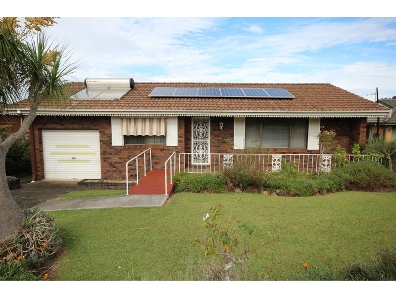 15 Paruna Close, Taree NSW 2430