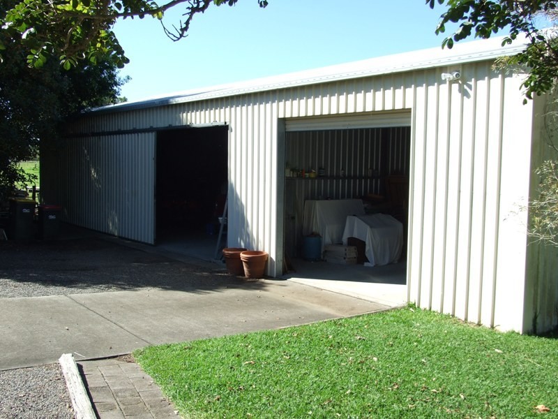 2 Newtons Road, Dumaresq Island NSW 2430