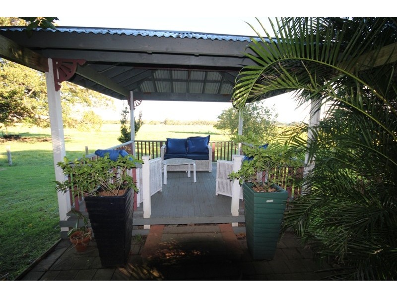2 Newtons Road, Dumaresq Island NSW 2430