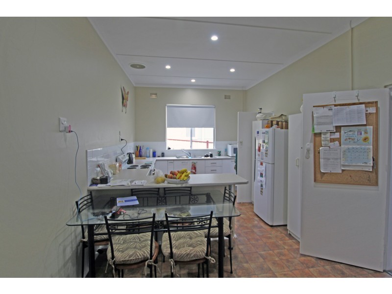 20 Crescent Avenue, Taree NSW 2430