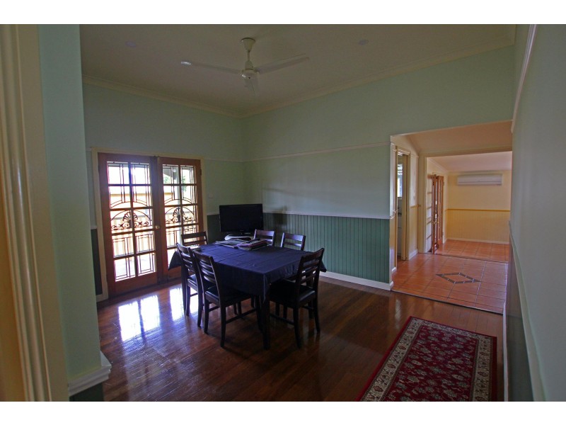 4 Nicoll Street, Taree NSW 2430