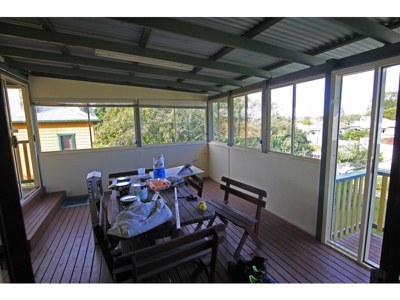 4 Nicoll Street, Taree NSW 2430