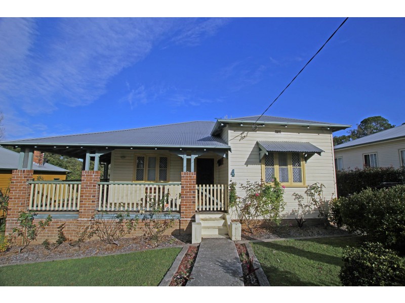 4 Nicoll Street, Taree NSW 2430