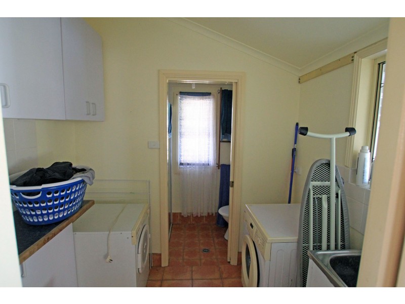 4 Nicoll Street, Taree NSW 2430
