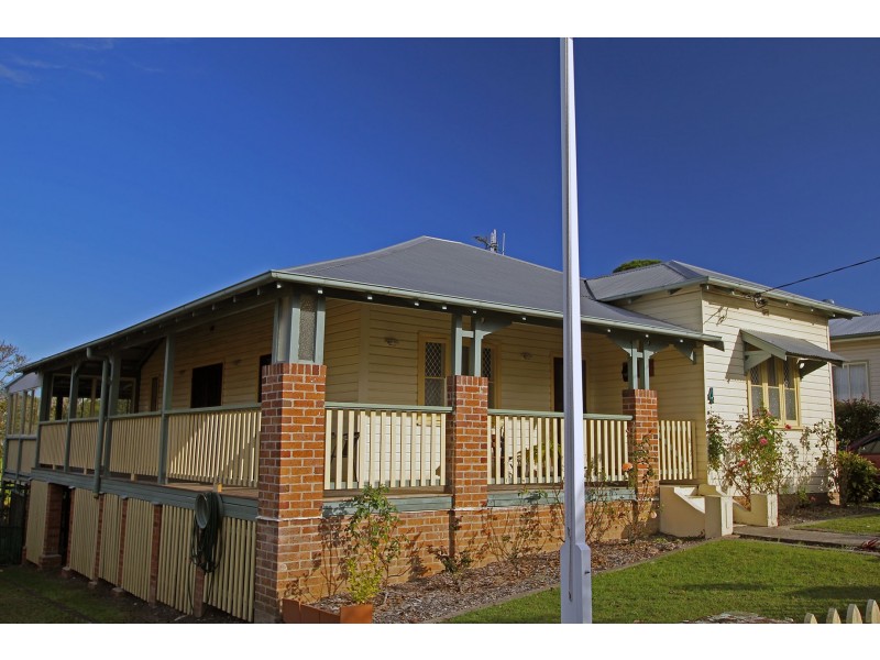 4 Nicoll Street, Taree NSW 2430