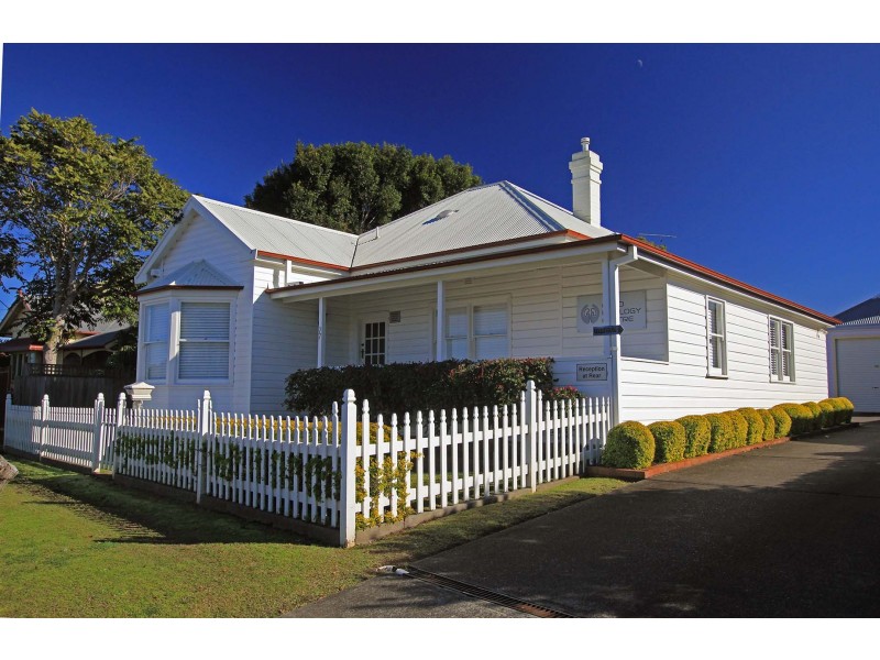 77 River Street, Taree NSW 2430