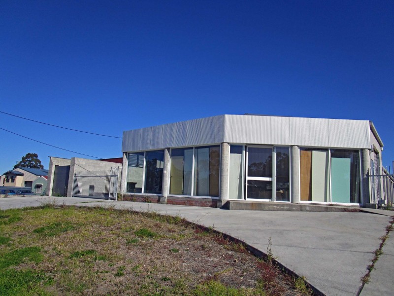 16 Flametree Close, Taree NSW 2430