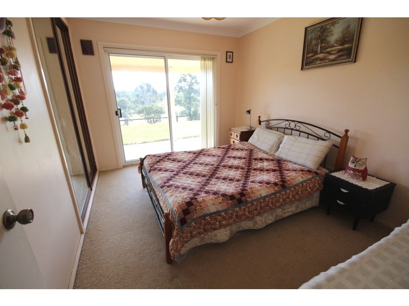 889 Bootawa Road, Burrell Creek NSW 2429