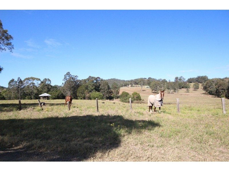 889 Bootawa Road, Burrell Creek NSW 2429