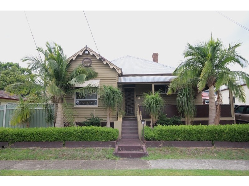 83 Wynter Street, Taree NSW 2430