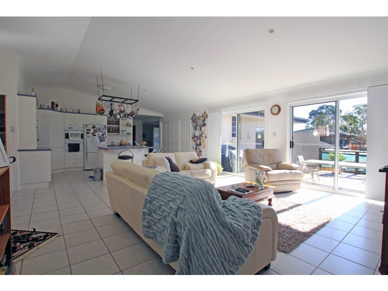 11 Gleeson Crescent, Taree NSW 2430