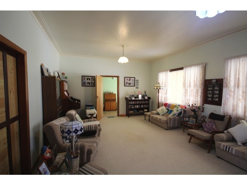 237 Bull Hill Road, Tinonee NSW 2430