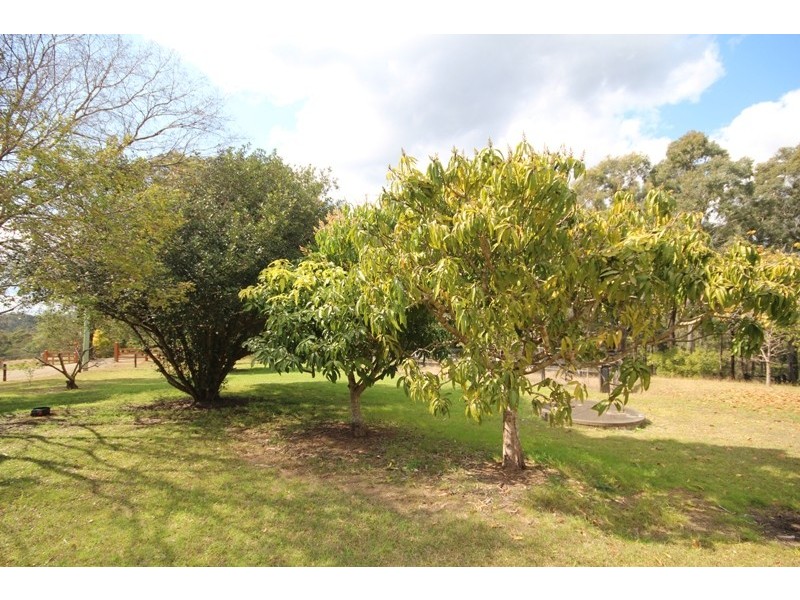 237 Bull Hill Road, Tinonee NSW 2430