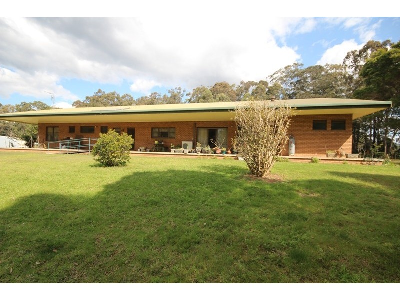 237 Bull Hill Road, Tinonee NSW 2430