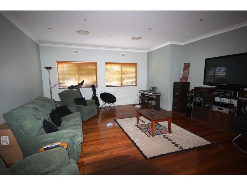 15 Lyndhurst Street, Taree NSW 2430