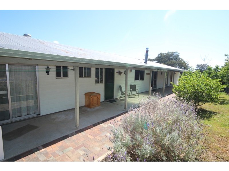 5948 Buckets Way, Hillville NSW 2430