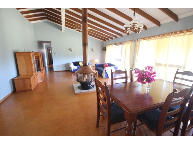 5948 Buckets Way, Hillville NSW 2430