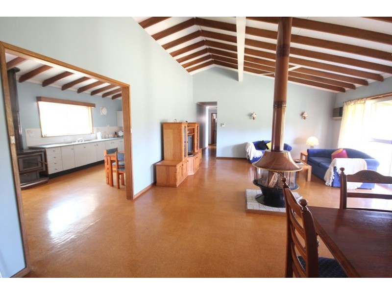 5948 Buckets Way, Hillville NSW 2430