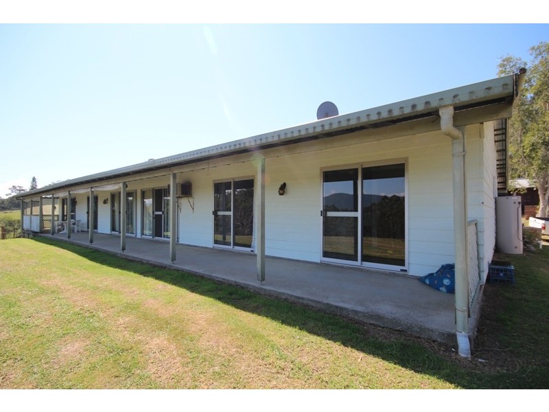 5948 Buckets Way, Hillville NSW 2430