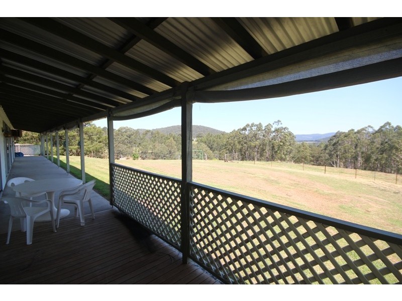 5948 Buckets Way, Hillville NSW 2430
