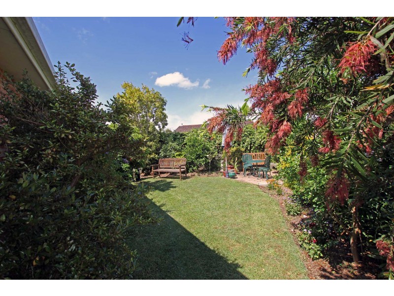 2/12 Samantha Close, Taree NSW 2430