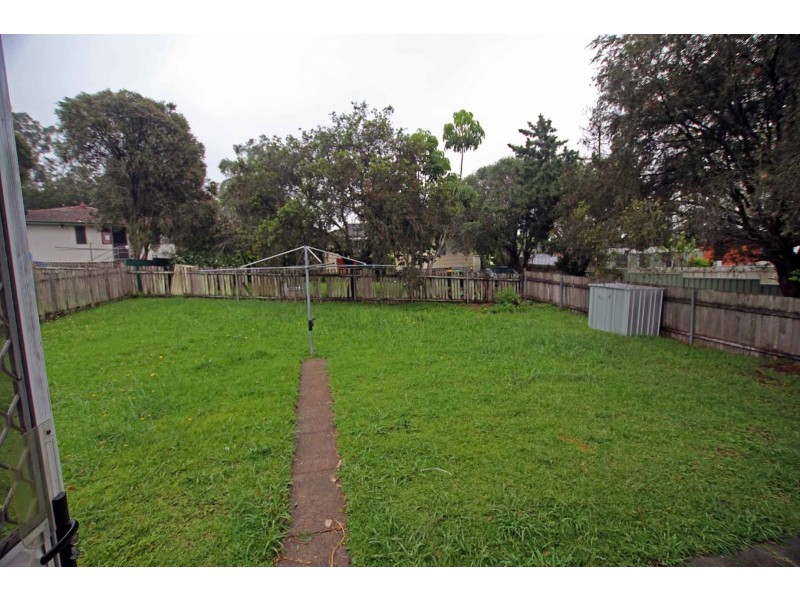 30 Valerie Street, Taree NSW 2430