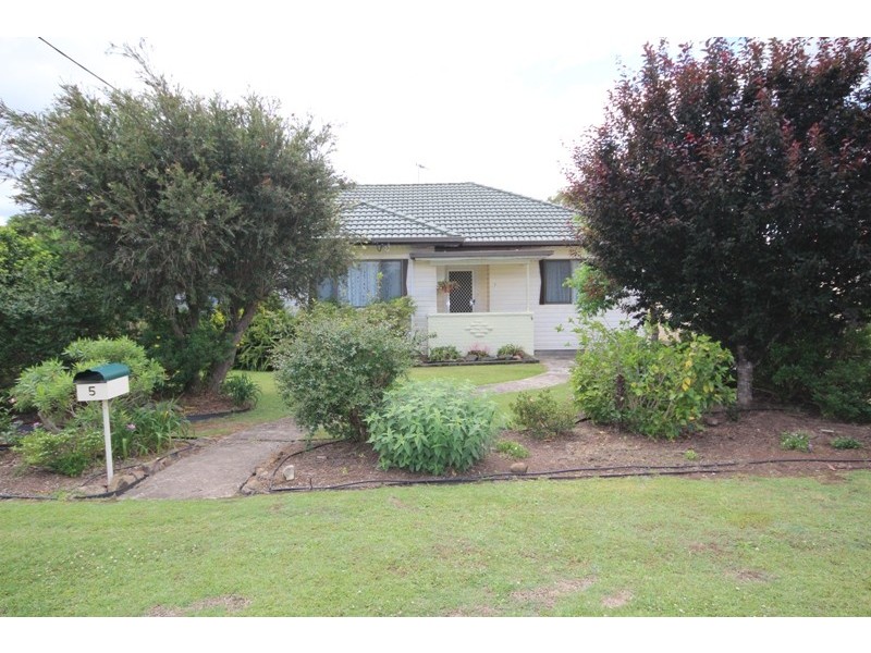 5 Lyndhurst Street, Taree NSW 2430