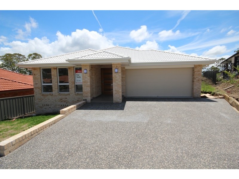 16 Duranbar Place, Taree NSW 2430