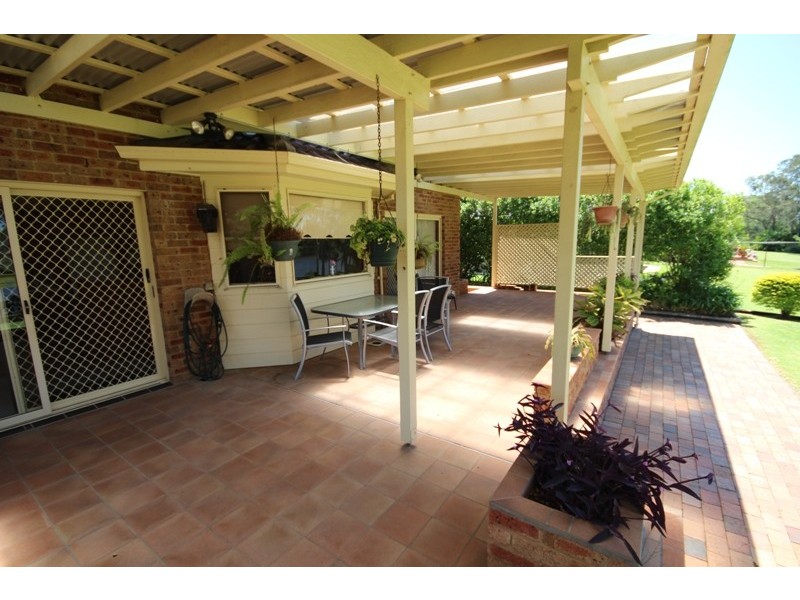 8 Ochiltree Place, Taree NSW 2430