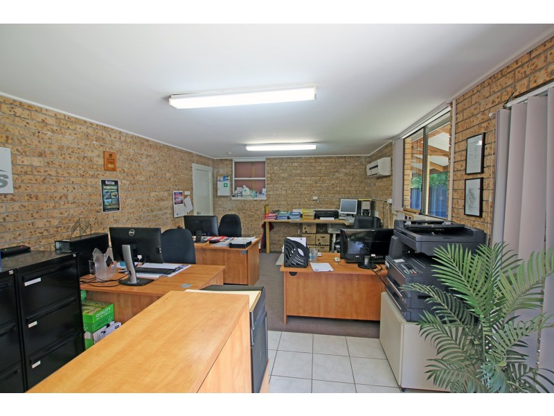 5 Flametree Close, Taree NSW 2430