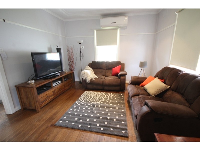 1 Bahtoo Parade, Taree NSW 2430