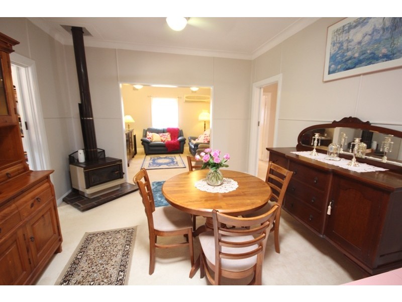 93 Edinburgh Drive, Taree NSW 2430