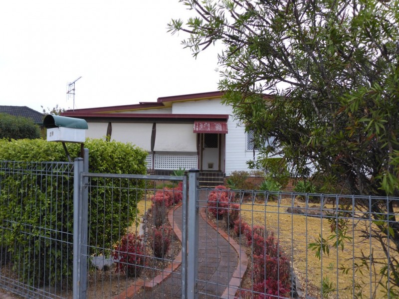 28 Kanangra Drive, Taree NSW 2430