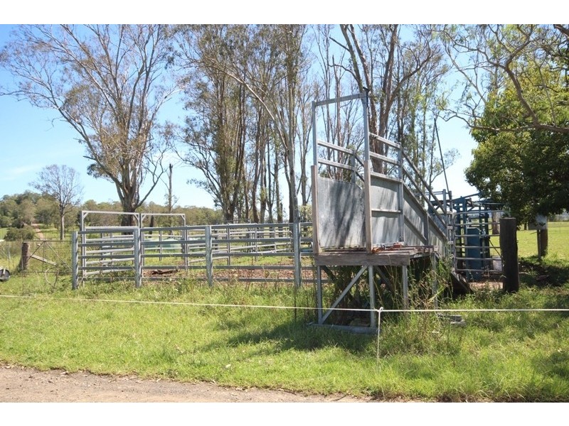 361 Gloucester Road, Burrell Creek NSW 2429