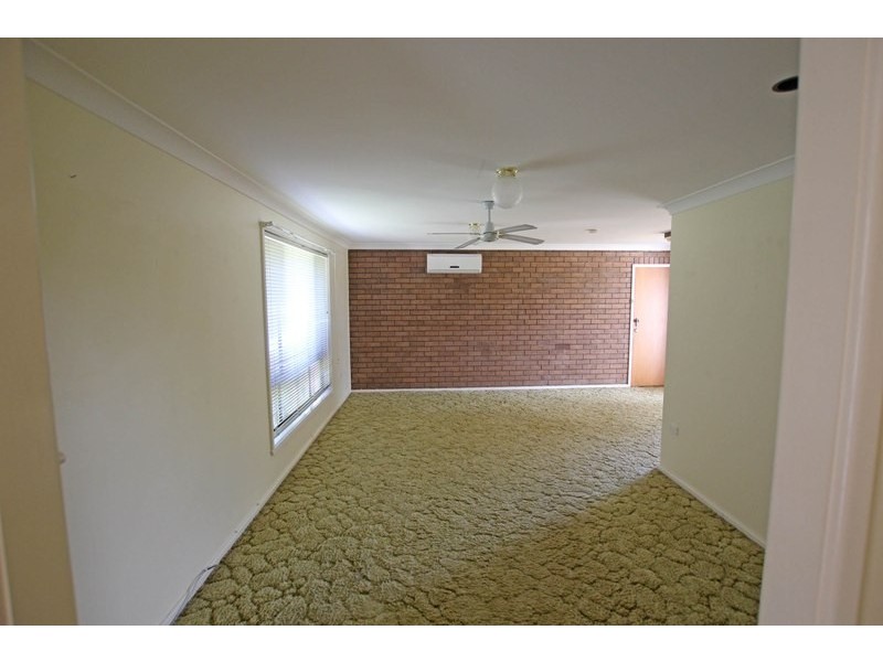 37 Kanangra Drive, Taree NSW 2430