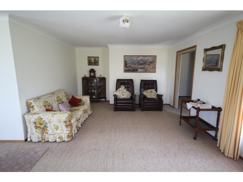 8 Petken Drive, Taree NSW 2430