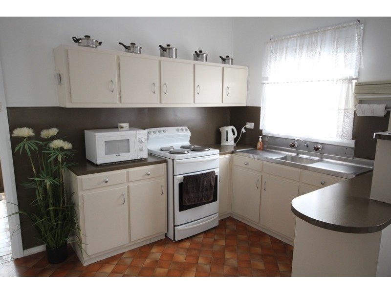 50 Oxley Street, Taree NSW 2430