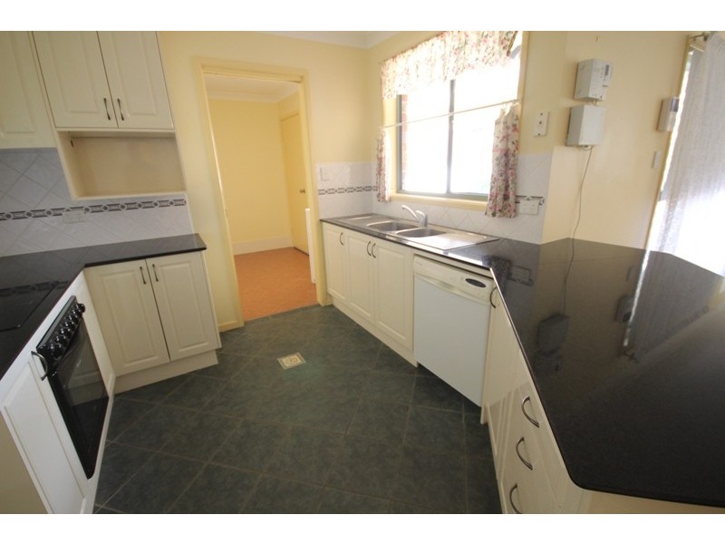 24 Balmaringa Place, Taree NSW 2430