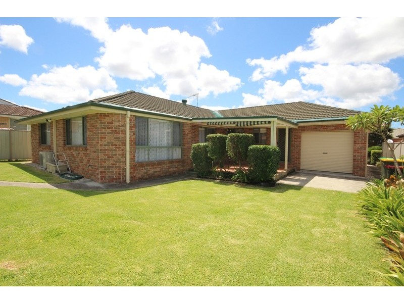 24 Balmaringa Place, Taree NSW 2430