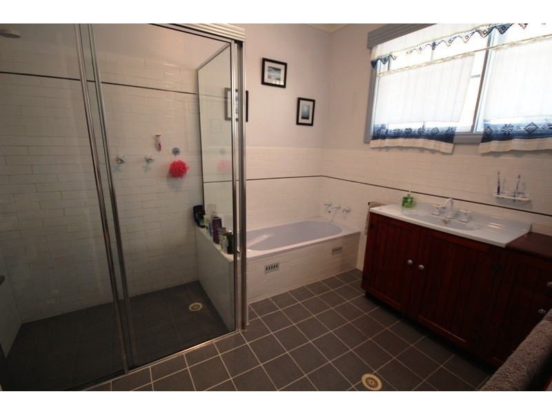 3 Burri Close, Wingham NSW 2429