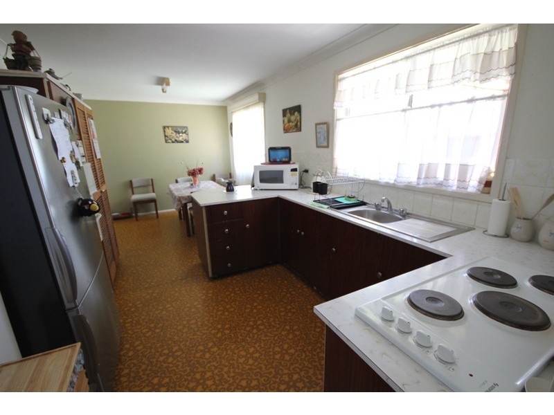 1 Hillcrest Avenue, Taree NSW 2430