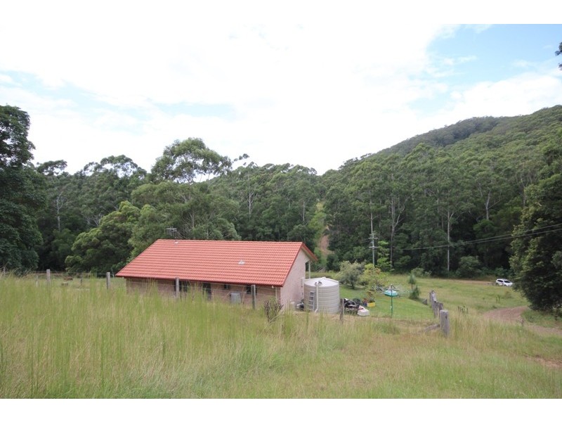 584 Careys Road, Hillville NSW 2430