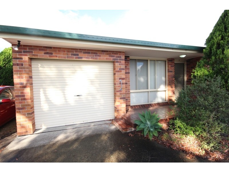 1/126 High Street, Taree NSW 2430