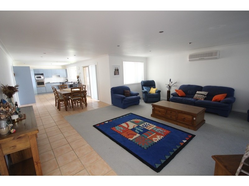 10 Campbell Street, Wingham NSW 2429