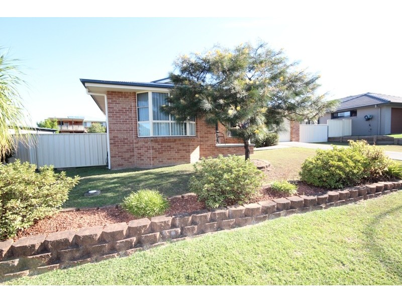 10 Campbell Street, Wingham NSW 2429