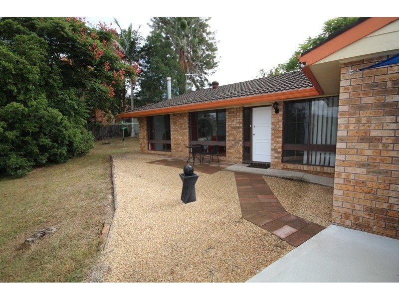 6 Tata Place, Tinonee NSW 2430