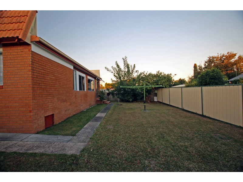 20 McRae Avenue, Taree NSW 2430