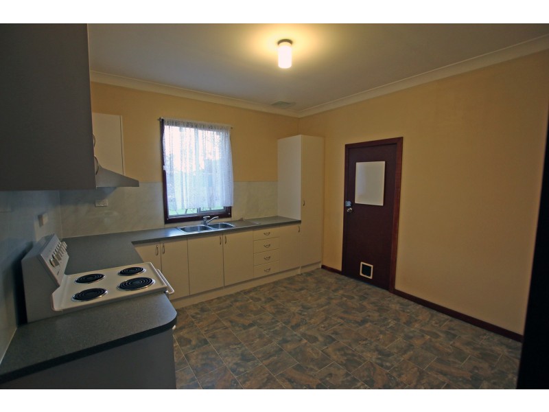 20 McRae Avenue, Taree NSW 2430