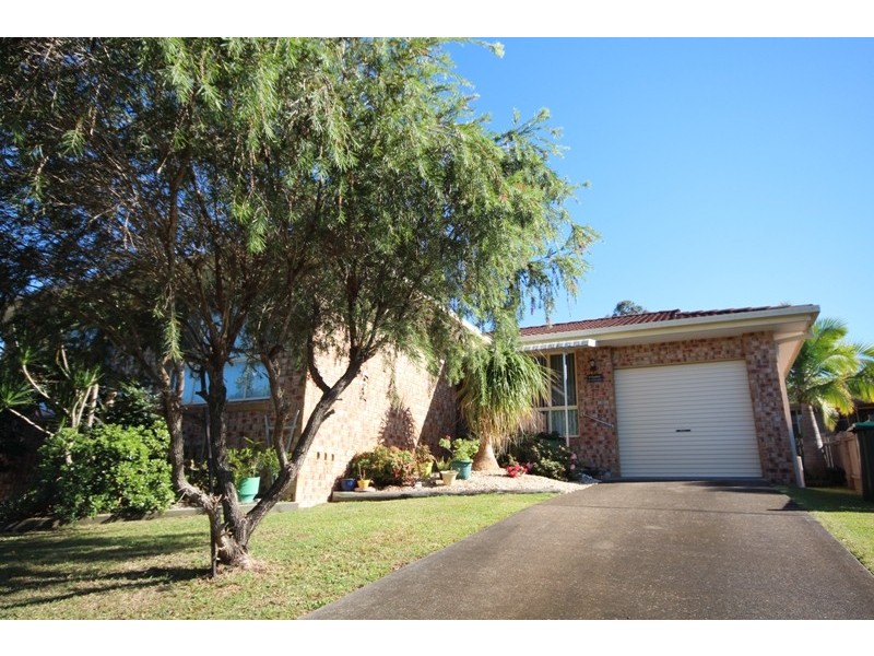 12 Patanga Close, Taree NSW 2430