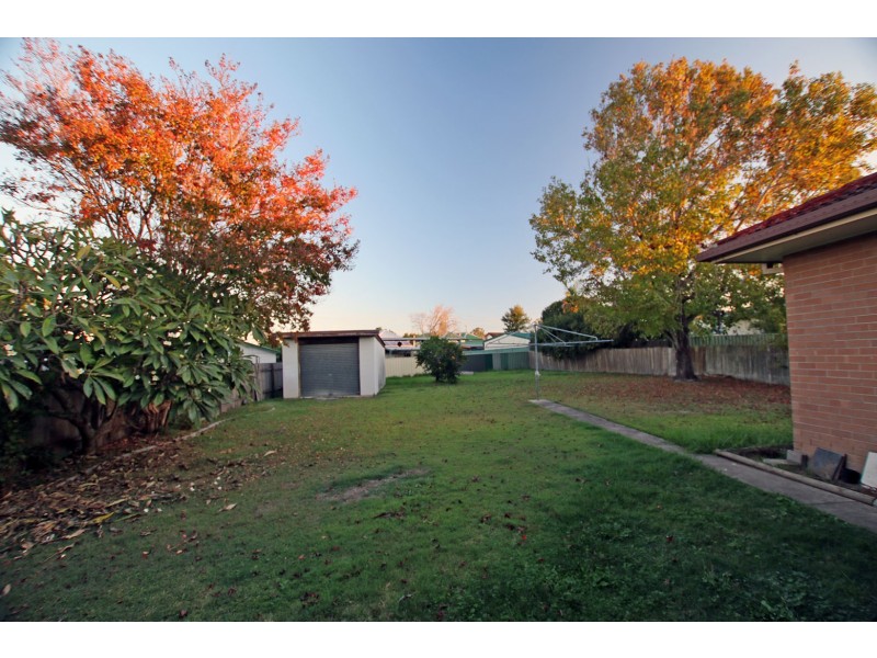 1 Hillcrest Close, Taree NSW 2430